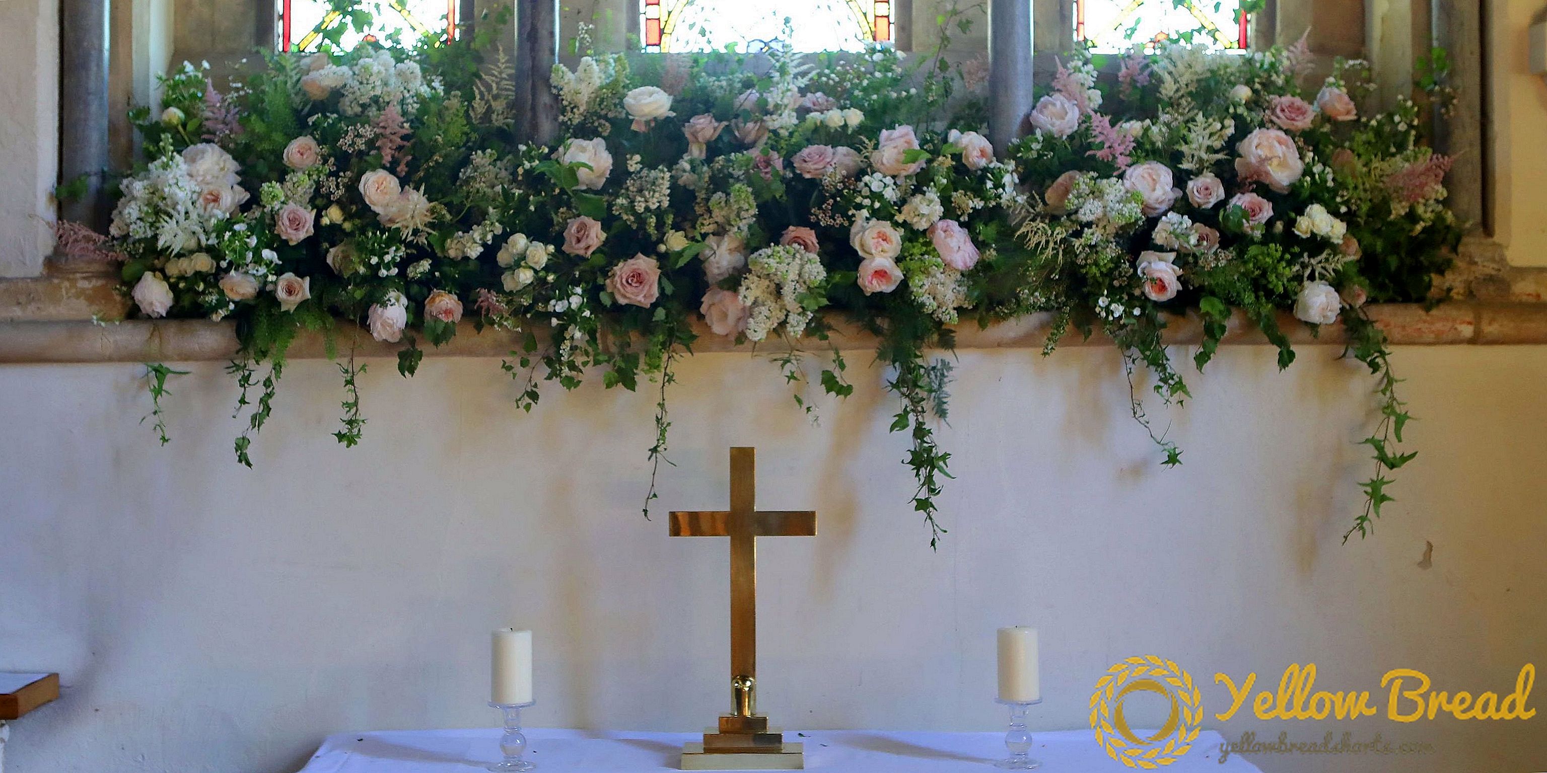Voir les magnifiques fleurs de mariage de Pippa Middleton